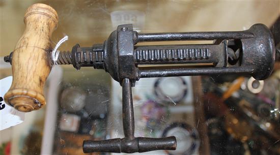 Victorian rack & pinion corkscrew